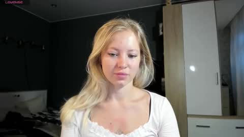 fansly - yourbestbaby online show from March 6, 5:03 am