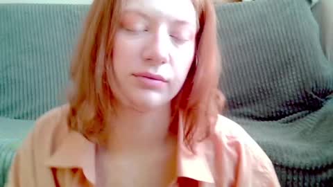 Lily online show from April 30, 6:18 am