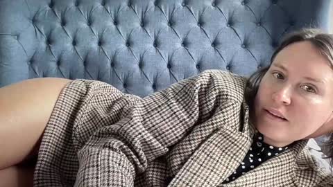 Snapshot of eatmypie69 chatting on September 15, 8:55 am Nadia Ferreira  online show from September 15, 8:55 am