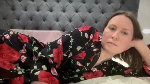 Snapshot of eatmypie69 chatting on March 5, 9:06 pm Nadia Ferreira  online show from March 5, 9:06 pm