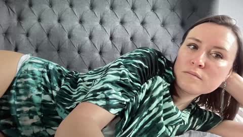 Snapshot of eatmypie69 chatting on March 5, 10:00 am Nadia Ferreira  online show from March 5, 10:00 am