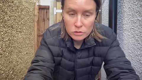 Snapshot of eatmypie69 chatting on September 16, 9:06 am Nadia Ferreira  online show from September 16, 9:06 am