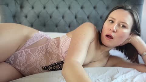 Snapshot of eatmypie69 chatting on January 9, 11:36 am Nadia Ferreira  online show from January 9, 11:36 am