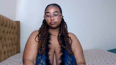 ebony_doll5 online show from August 5, 6:53 am