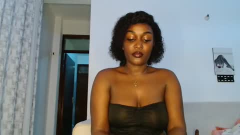 ebony online show from March 25, 3:12 am