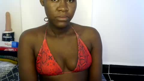 ebony_lynne online show from July 17, 10:19 am