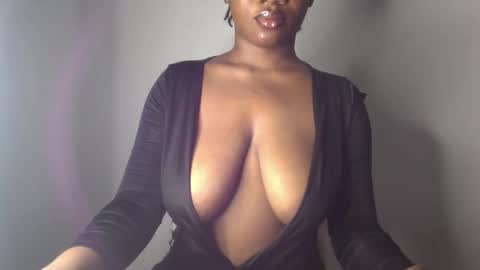 delilah online show from December 7, 5:48 am