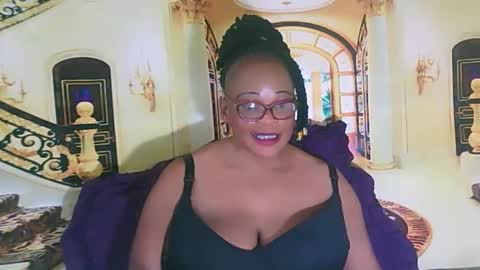 ebonyblooom69 online show from September 10, 6:30 pm