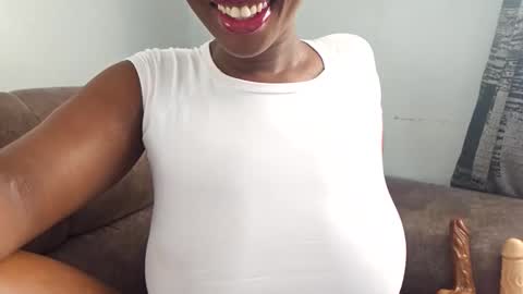 Ebony Melanie online show from November 30, 4:05 am