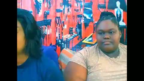 ebonyhotbuns4u2luv online show from November 6, 6:19 am