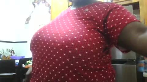 MistressNubian1 online show from January 31, 7:08 pm