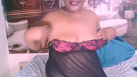 CoCo online show from October 31, 7:07 pm