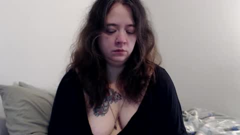 Weird Echo online show from December 4, 12:18 pm