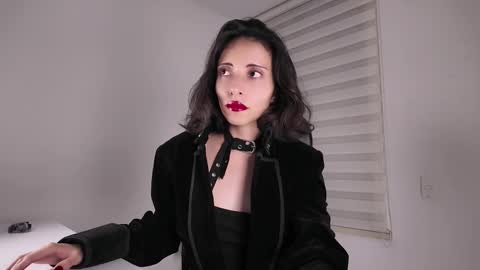 Edranah online show from October 30, 10:33 pm