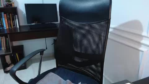 eduard_amun online show from February 11, 11:17 pm