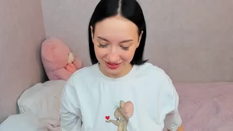 eileenmoores online show from March 19, 1:04 pm