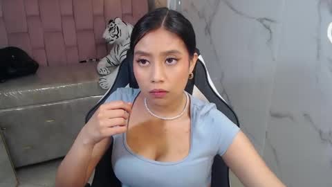 eimy18_b online show from May 11, 2:45 pm