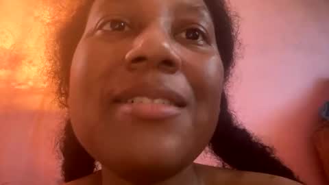 Eirondra Valeen online show from November 10, 6:14 pm