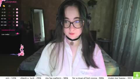 If you like it when I meow give me a thumbs up online show from November 17, 10:05 am