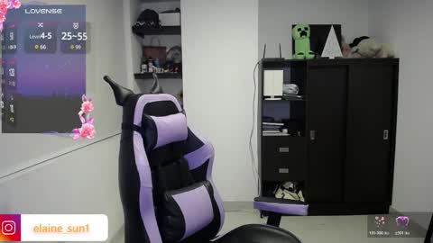 Elaine eli online show from March 30, 11:15 pm