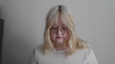 elayne_sweet online show from February 21, 9:43 am