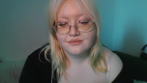 elayne_sweet online show from April 1, 1:41 pm