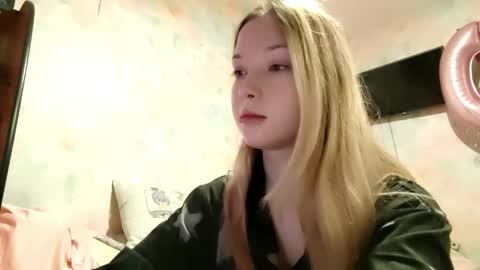 MIa online show from March 5, 6:20 am