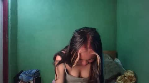 eldie69 online show from April 9, 9:26 am