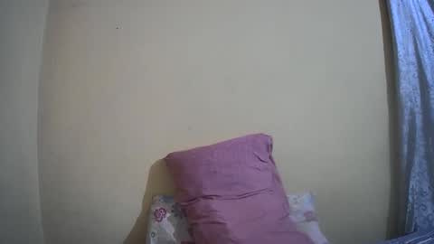 Isabella online show from October 16, 5:15 pm