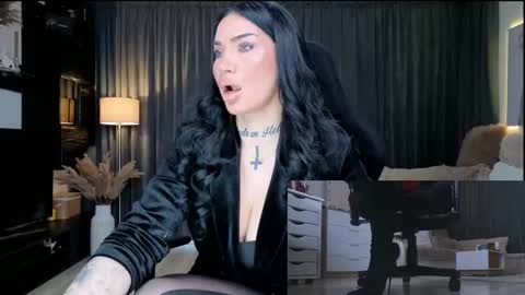 ElektraSheDemon online show from March 18, 7:13 am