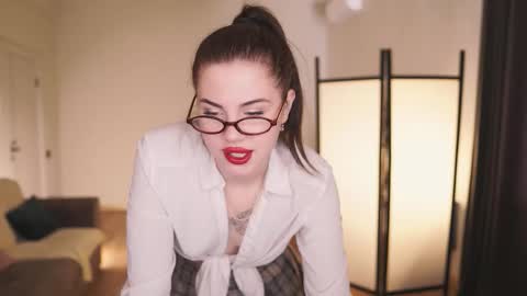 Eleonora online show from February 18, 7:07 am