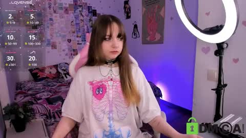 Kira online show from April 3, 9:13 pm