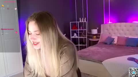 Snapshot of elina_nortas chatting on October 11, 2:16 am Elina online show from October 11, 2:16 am