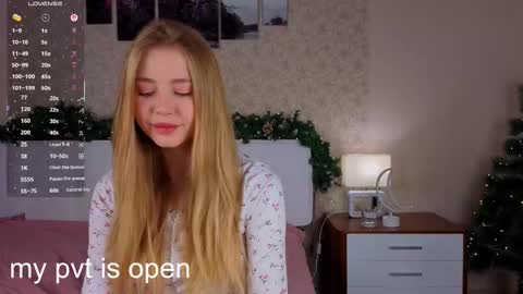 Elina online show from December 19, 1:32 am