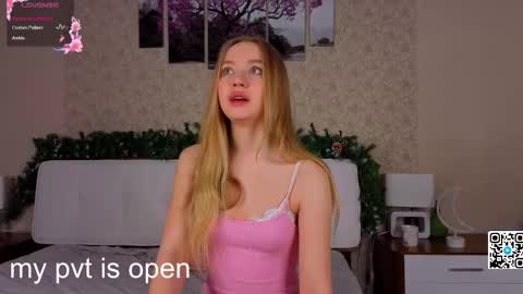 Elina online show from December 17, 1:44 am