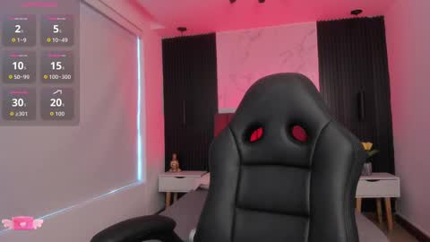 ELISSA online show from September 25, 8:28 pm