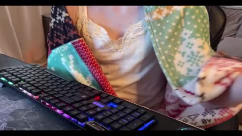 Elisa North online show from January 30, 7:29 am