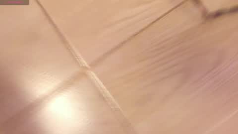 elisabethflores online show from December 5, 1:56 pm