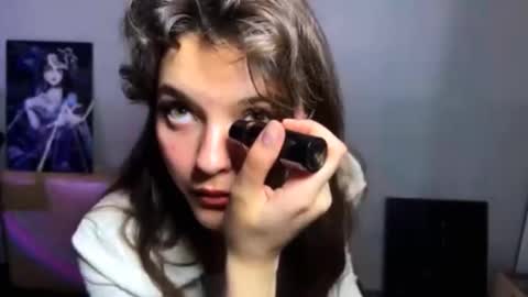 Elin online show from April 22, 2:25 pm