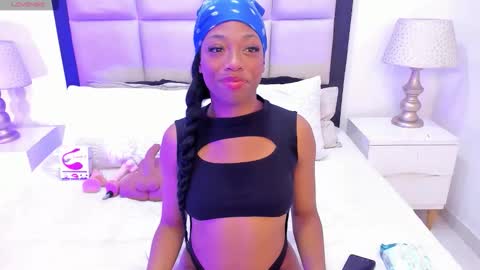 elisabettamonroy online show from November 7, 4:23 pm