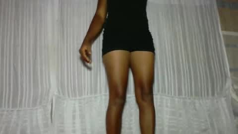 elita12010 online show from February 6, 7:50 pm