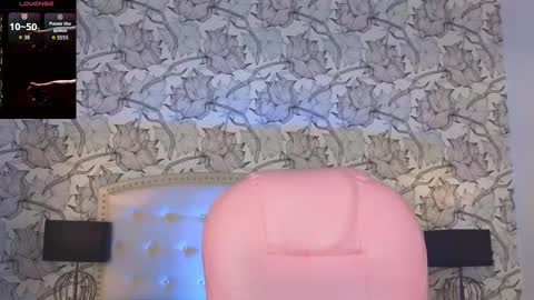 Eliza online show from February 25, 8:40 pm