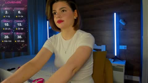 Snapshot of elizabeth_hottie chatting on September 9, 11:59 pm Elizabeth online show from September 9, 11:59 pm