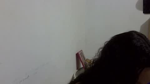 Elizabeth Martinez  online show from March 4, 1:12 am