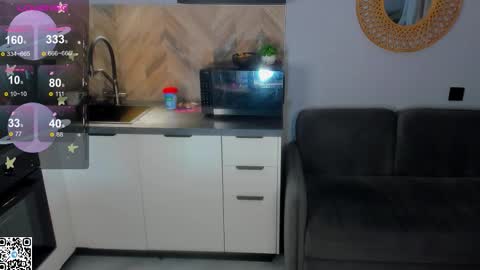 elizabethh_brown online show from February 24, 11:58 pm