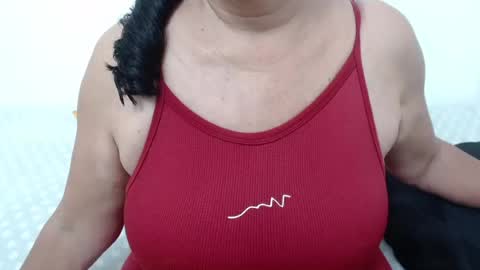 ElizabethMiler online show from August 5, 2:51 am