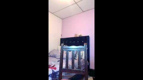 Elizabeth online show from April 8, 2:08 pm