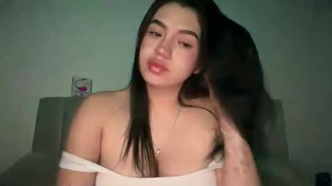Ella  online show from May 13, 6:19 am