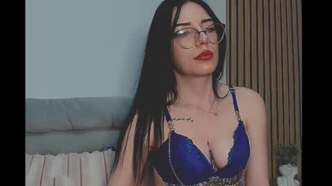 Chloe online show from December 22, 12:58 am