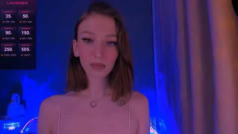 ellaamber online show from November 27, 2:14 am